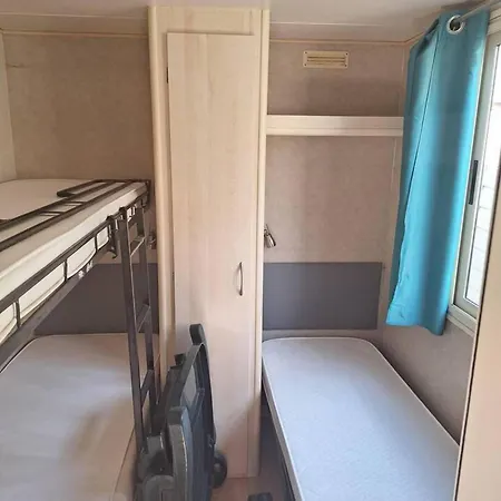 Dağ evi Comfortable Campsite-chalet G14 Tuscany Near Sea